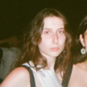 Meet your Posher, Vita